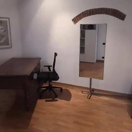 Lovely Apt In The Heart Of Apartment